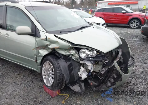 2008 Toyota Sienna Xle z USA, uszkodzony, nr VIN 5TDZK22C58S145841